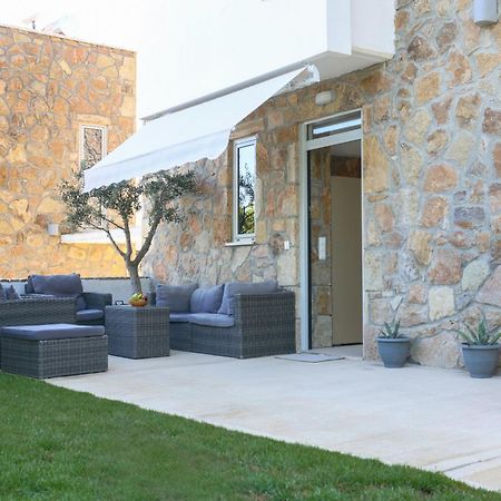 Villa Douglas - Private Pool, Bbq, 4Bdrms, View Пефкохори Экстерьер фото