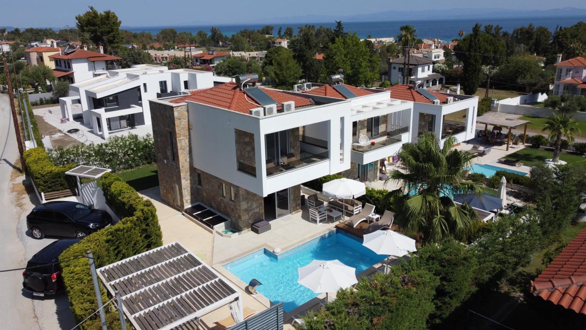 Villa Douglas - Private Pool, Bbq, 4Bdrms, View Пефкохори Экстерьер фото