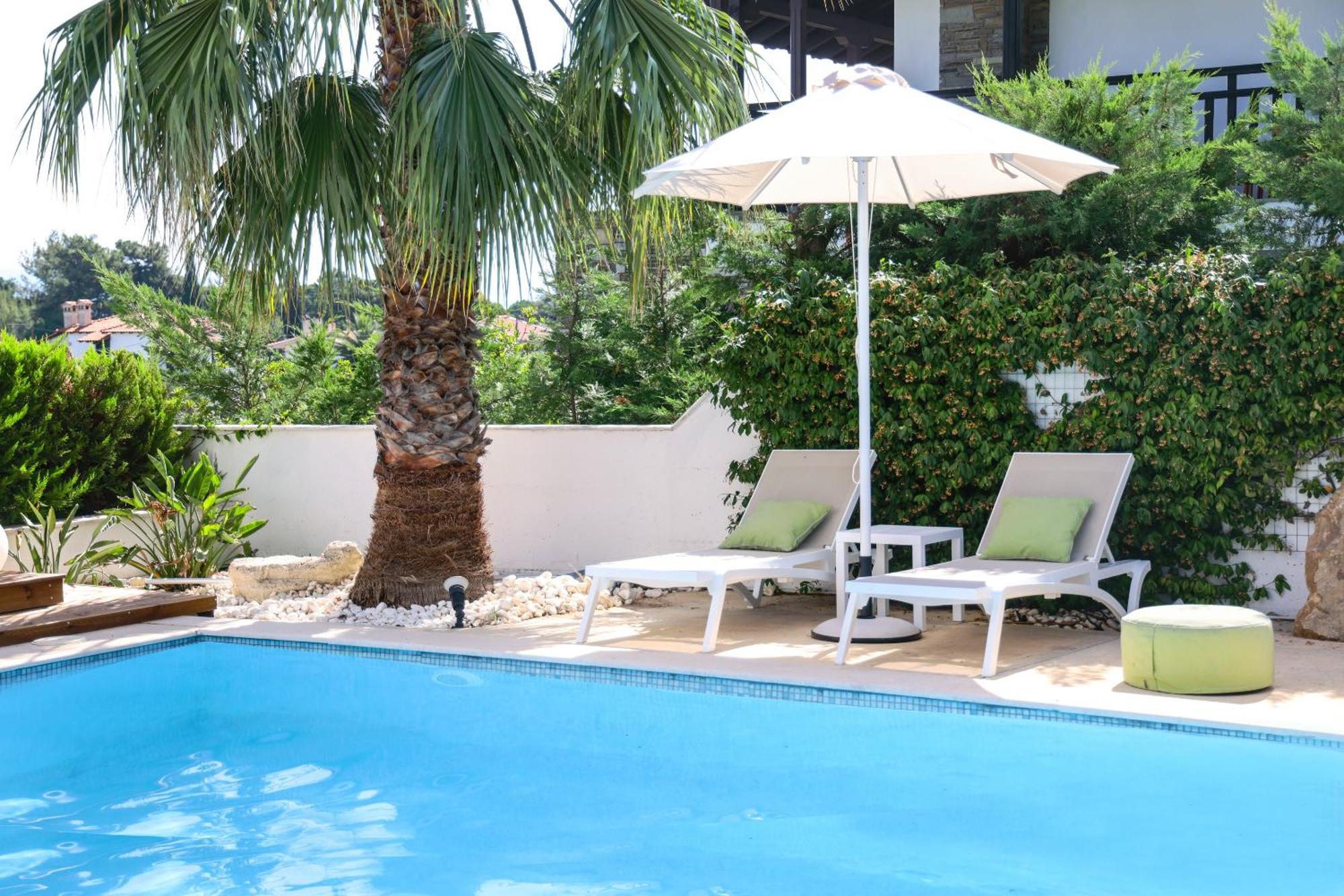 Villa Douglas - Private Pool, Bbq, 4Bdrms, View Пефкохори Экстерьер фото